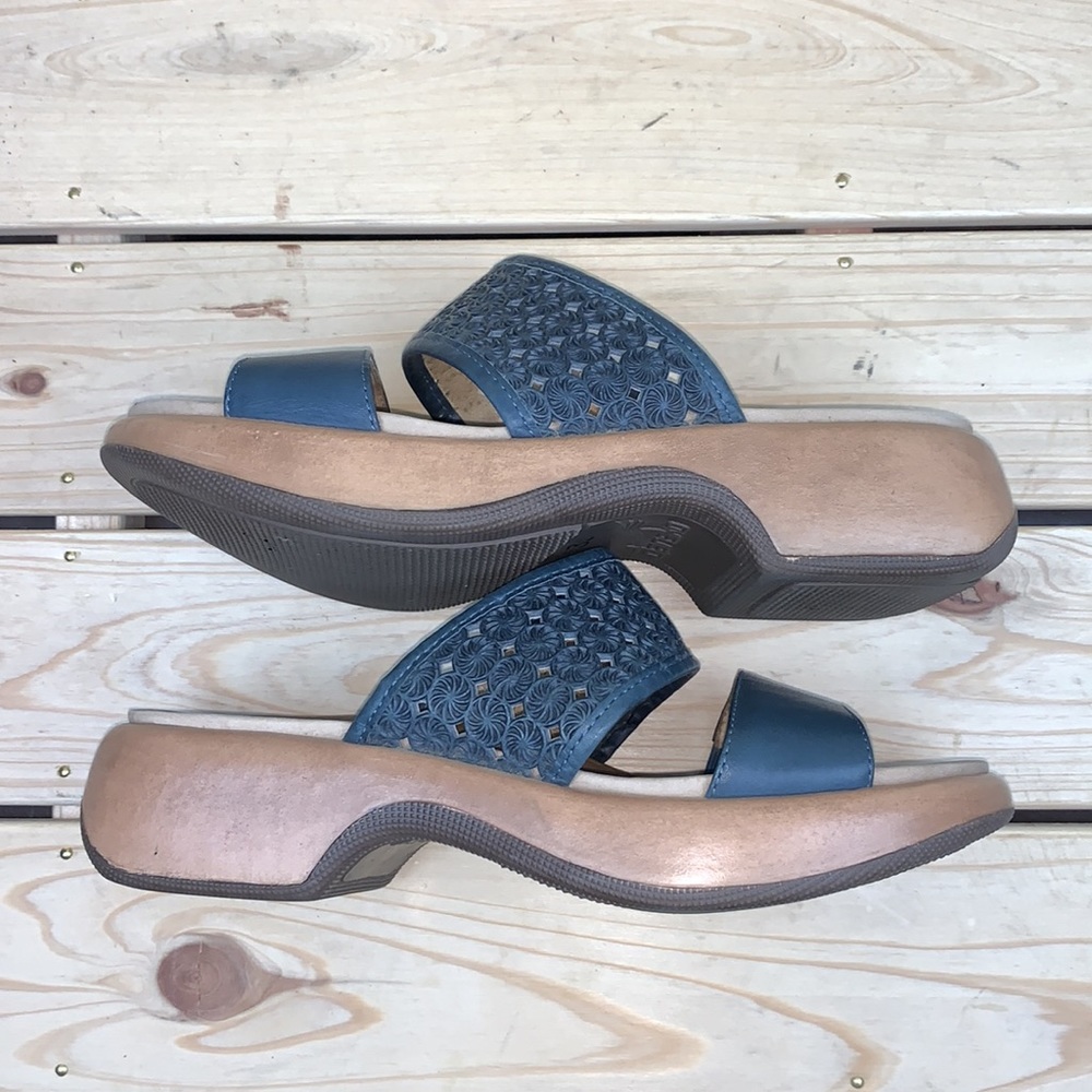 Dansko Women’s Size EU 38 US 7.5-8.0 Cutout 2 Strap Platform Driving Slides - Picture 4 of 7